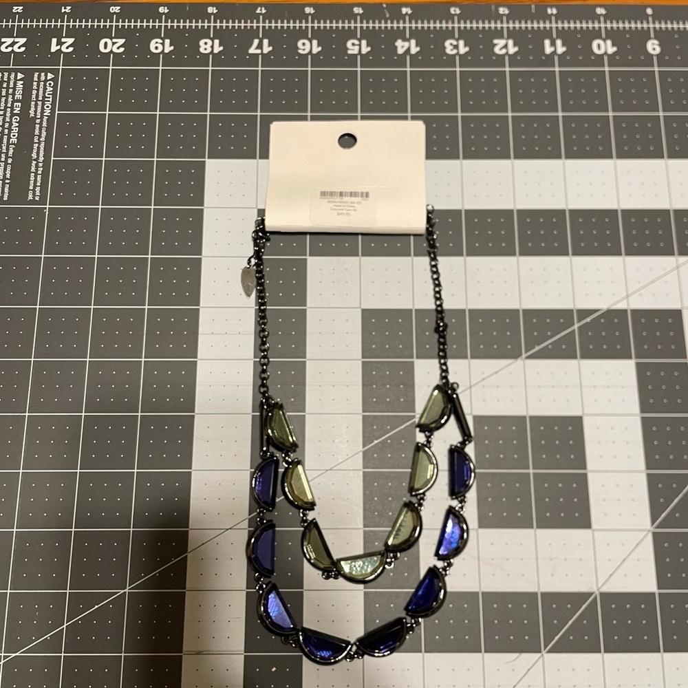 Blue and Green Coldwater Creek Necklace G06 6610
